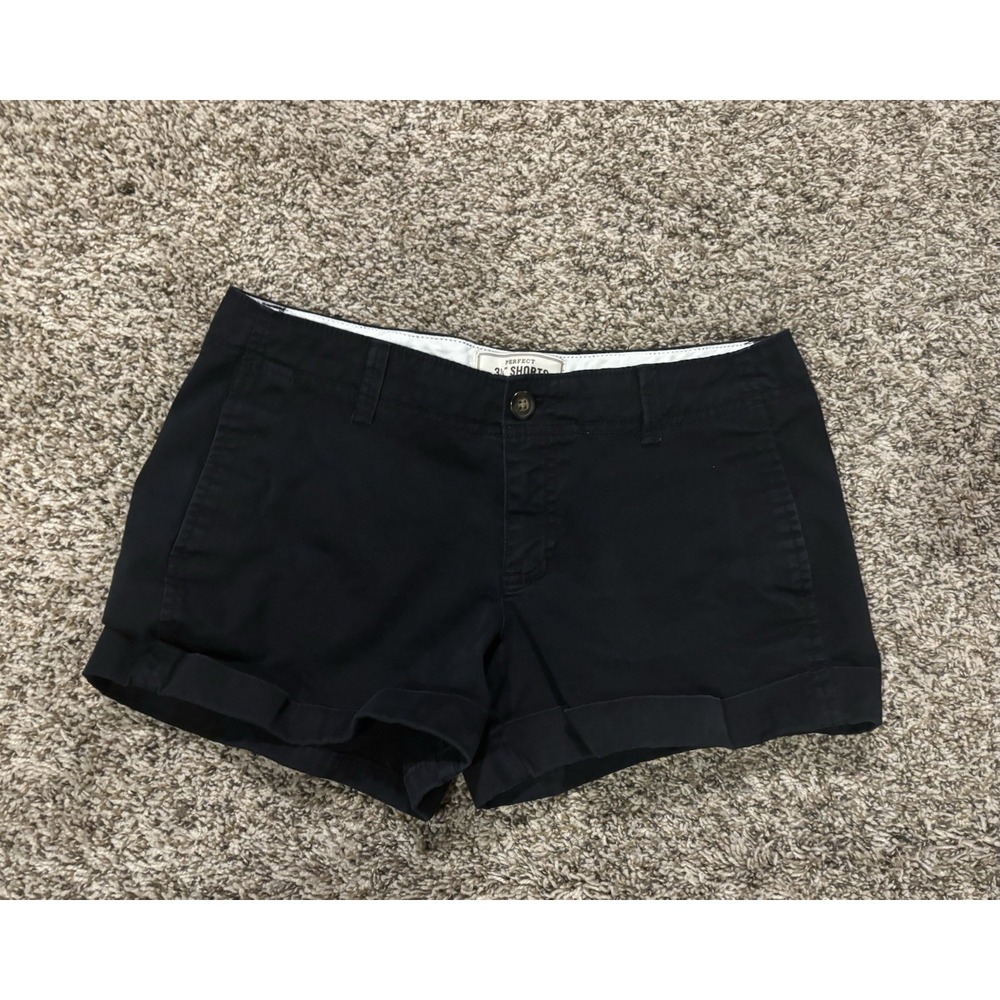 Old Navy Vintage Y2K Perfect 3 1/2” Black Shorts Low Rise Women’s 4